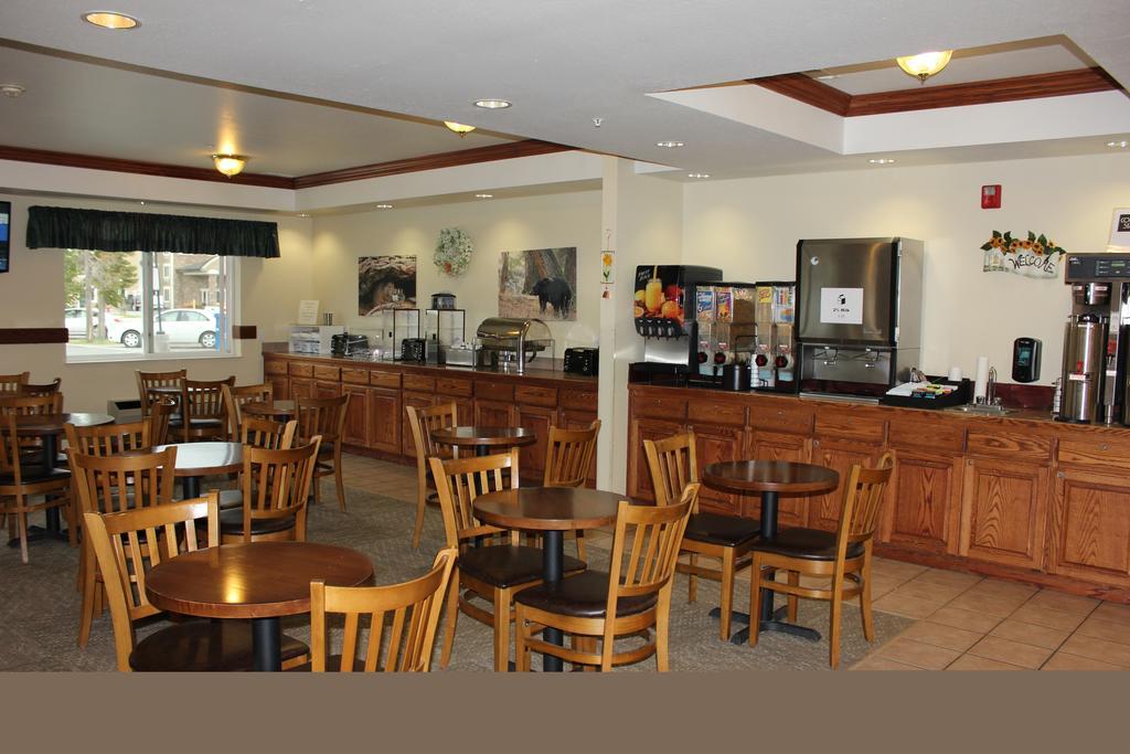 Yellowstone Lodge West Yellowstone Exteriör bild